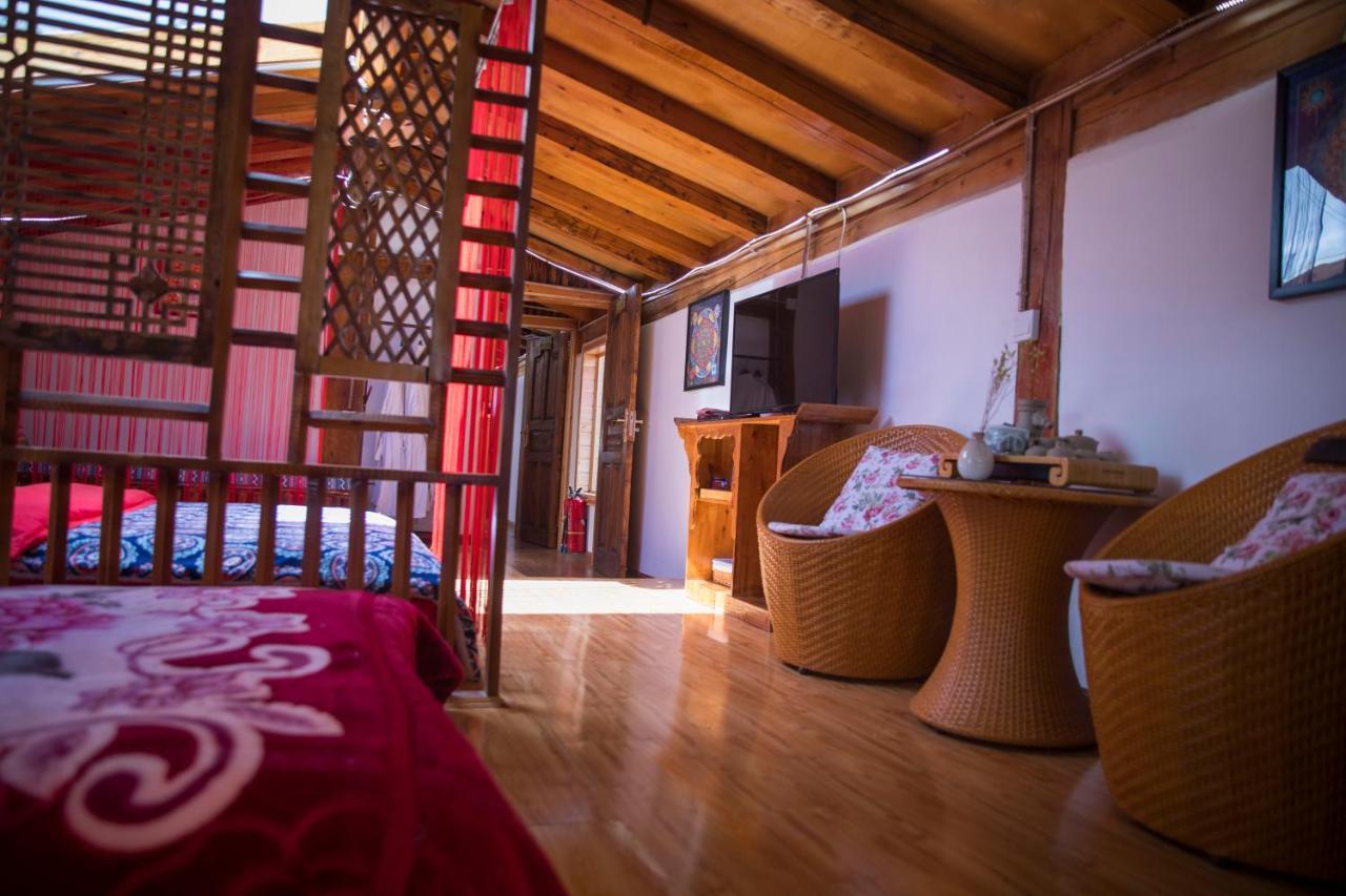 Shangri-La King Gesar Guesthouse Εξωτερικό φωτογραφία