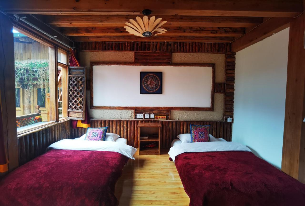Shangri-La King Gesar Guesthouse Εξωτερικό φωτογραφία